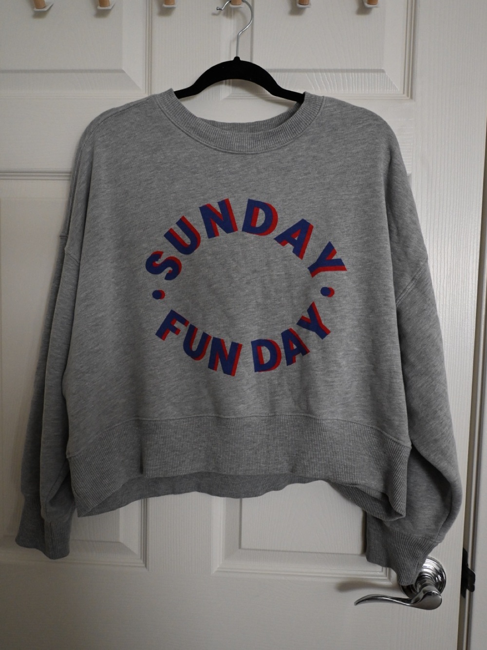Lou & Grey Gray Crewneck Sweatshirt with Red & Blue 'Sunday Fun Day' Graphic